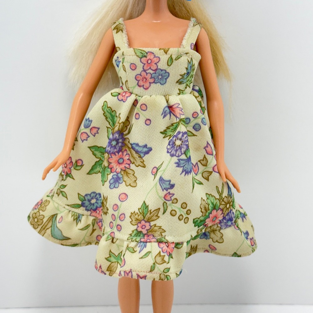 Vintage Barbie‑Size Floral Sundress Cream Pink Purple Snap Back Ruffle Hem Dress